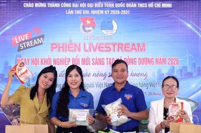 Xung kích chuyển đổi số