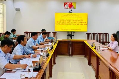 Gia Lai: 60 người hoạt động không chuyên trách được tiếp nhận vào làm công chức cấp xã