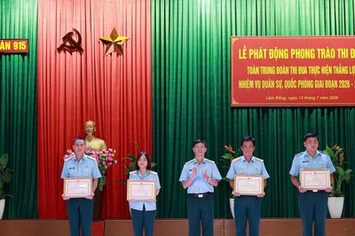Trung đoàn 915 phát động thi đua thực hiện nhiệm vụ quân sự, quốc phòng