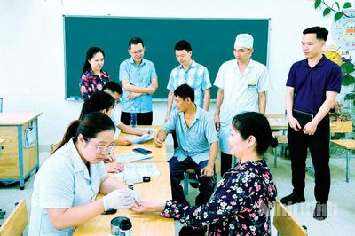 Tập trung nguồn lực khám sàng lọc để bảo vệ, chăm sóc và nâng cao sức khỏe nhân dân