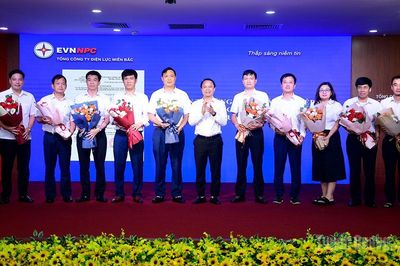 Công ty Điện lực Tuyên Quang triển khai nhiệm vụ 6 tháng cuối năm và đánh giá sau 1 năm sáp nhập