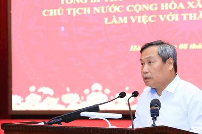 Hà Nội xác định mục tiêu tăng trưởng GRDP năm 2026 đạt 11% là nhiệm vụ chính trị trọng tâm