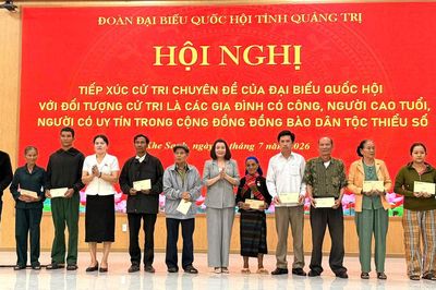 Đoàn ĐBQH tỉnh Quảng Trị tiếp xúc cử tri chuyên đề tại xã Khe Sanh