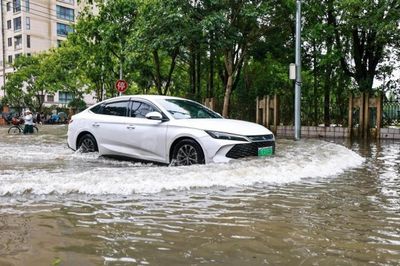 Bão Ba Vì gây mưa lớn, Trung Quốc sơ tán hơn 171.000 người