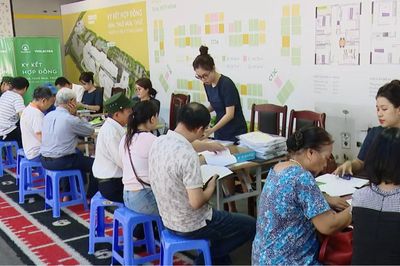 Ký hợp đồng mua bán dự án nhà ở xã hội Kim Chung