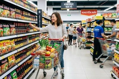 GDP tăng kỷ lục và bài toán vĩ mô nửa cuối năm
