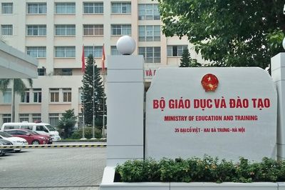 Bộ Giáo dục và Đào tạo giảm 1 đơn vị
