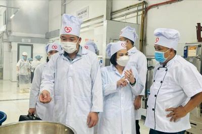 Giám sát để nâng cao chất lượng giáo dục học đường: Bài 2: Siết chặt từng khâu, bảo đảm an toàn bữa ăn học đường