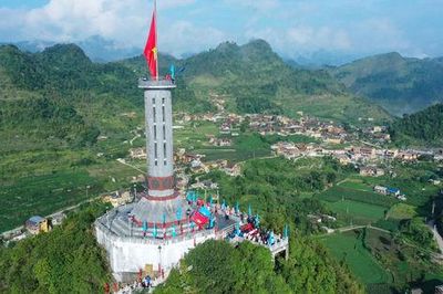 Hành trình 'Tôi yêu Tổ quốc tôi' - Khát vọng cống hiến nơi địa đầu