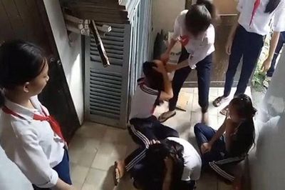 Bật 'khiên bảo vệ' bạo lực học đường: Không lặng im và học cách xây đắp tự tin