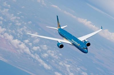 Cổ phiếu Vietnam Airlines được gỡ bỏ hạn chế giao dịch