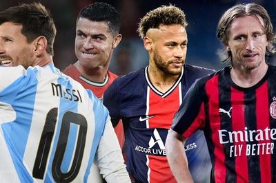 Chỉ còn Messi ở lại 'đi bộ' trên sân World Cup