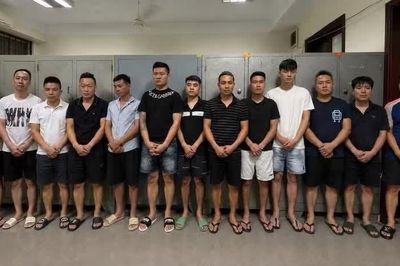 Mua hàng trăm tài khoản, mở đường dây cá độ bóng đá giao dịch hơn 60 tỷ đồng