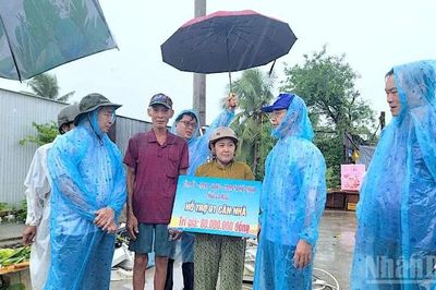 Cà Mau khẩn trương hỗ trợ, khắc phục thiệt hại do mưa dông