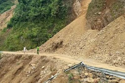 Khẩn trương khắc phục sạt lở tuyến đường 433 tại xã vùng cao tỉnh Phú Thọ