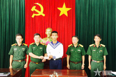 Việc làm đẹp của quân nhân Trường Trung cấp kỹ thuật Tăng thiết giáp