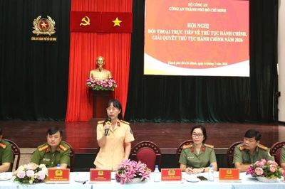 Công an TPHCM đối thoại, gỡ vướng thủ tục hành chính