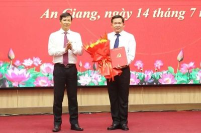 Trung tướng Đinh Văn Nơi làm Phó Bí thư Tỉnh ủy An Giang, kiêm Bí thư Đảng ủy đặc khu Phú Quốc
