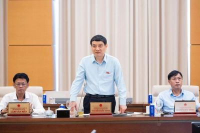Họp Ủy ban Thường vụ Quốc hội: Yêu cầu làm rõ vụ điểm thi Toán bất thường tại Tuyên Quang