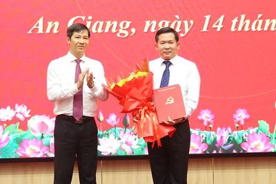 Trung tướng Đinh Văn Nơi làm Phó Bí thư Tỉnh ủy An Giang kiêm Bí thư Phú Quốc