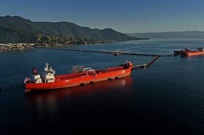 Iran bí mật chuyển 12 triệu thùng dầu trước khi Mỹ tái phong tỏa