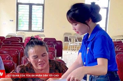 Áo xanh tình nguyện chung tay đưa chuyển đổi số đến vùng cao