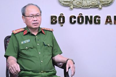 Đại tá công an lý giải quy định 'người thân đến nhà ở qua đêm phải thông báo lưu trú'