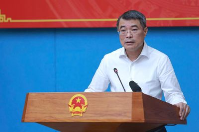 Thủ tướng: Phú Thọ không thể tiếp tục dựa vào nhân công giá rẻ để thu hút đầu tư