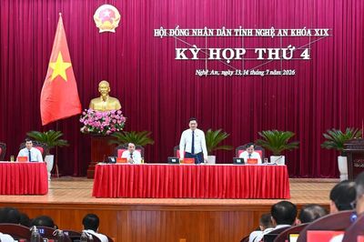 Sáng nay (14/7), HĐND tỉnh Nghệ An tiến hành chất vấn và trả lời chất vấn