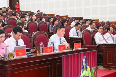 Kỳ họp thứ 4, HĐND tỉnh Nghệ An thông qua 23 dự thảo Nghị quyết có ý nghĩa chiến lược