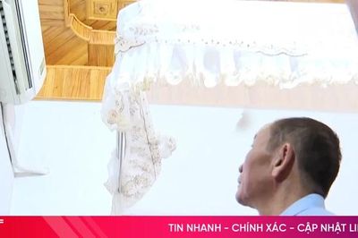 Người dân Hoành Sơn mòn mỏi chờ dòng điện ổn định