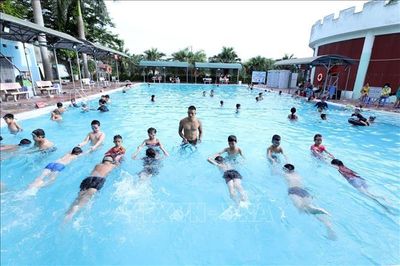 Ngăn đuối nước trẻ em: Chỉ cảnh báo thôi chưa đủ