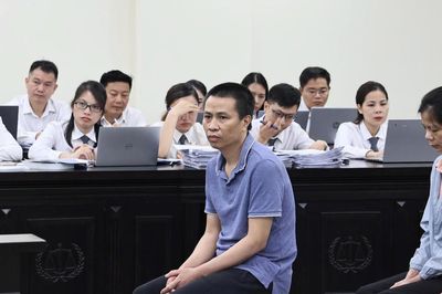 Vụ ông chủ thực phẩm 'Baby Shark': Tranh luận gay gắt về căn cứ xác định hàng giả