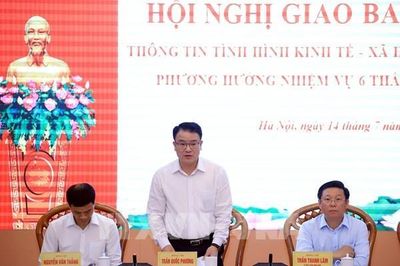 Thứ trưởng Trần Quốc Phương: Cần dự báo sát thực tế và làm mới các động lực tăng trưởng