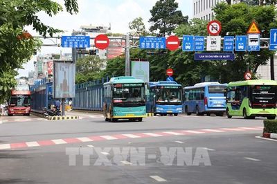 Khuyến khích xác thực khi đi xe buýt miễn phí nhằm minh bạch quản lý
