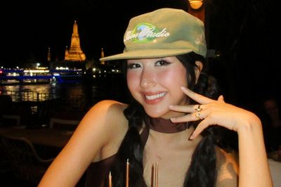 Quỳnh Anh Shyn biến hóa chất chơi với gu thời trang Y2K
