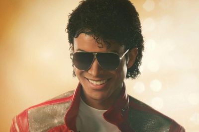Phim về Michael Jackson lập kỷ lục lịch sử với doanh thu hơn 1 tỷ USD