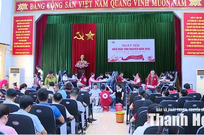 240 cán bộ, công chức, viên chức, người lao động Sở Nông nghiệp và Môi trường hiến máu tình nguyện