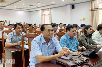 An Giang bồi dưỡng nghiệp vụ tín ngưỡng, tôn giáo cho gần 90 cán bộ cơ sở