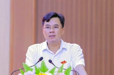 Tiếp xúc cử tri xã Thanh Sơn