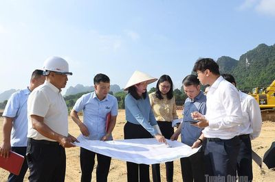 HĐND tỉnh giám sát việc thực hiện các quy định của pháp luật về quản lý, sử dụng đất và giao đất, cho thuê đất tại Sơn Dương