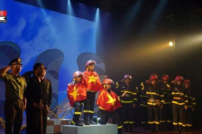 'Ngược chiều bình an' lưu diễn tri ân người lính