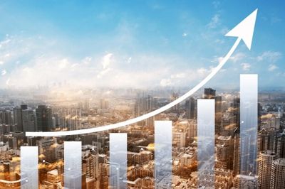 Tăng trưởng hai con số: Cần cả doanh nghiệp 'khỏe' và động lực mới