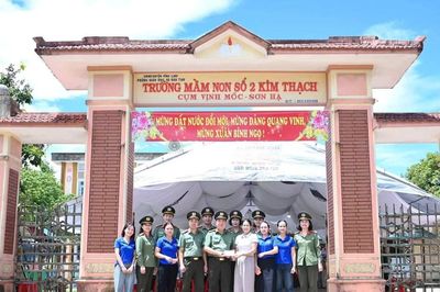 Hành trình tri ân của Bộ Tư lệnh Cảnh vệ ở Quảng Trị