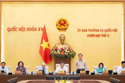 Chủ tịch Quốc hội đề nghị đẩy mạnh chuyển đổi số trong phổ biến, giáo dục pháp luật
