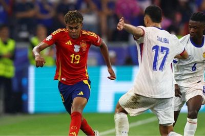 Pháp - Tây Ban Nha: Duyên nợ trăm năm của bóng đá châu Âu