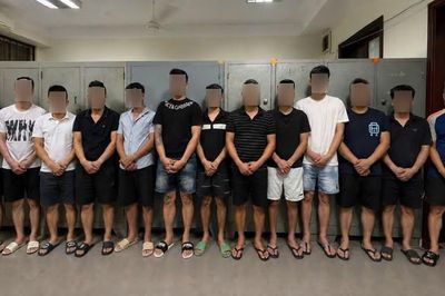Bắt 13 đối tượng trong đường dây cá độ bóng đá liên tỉnh hơn 60 tỷ đồng