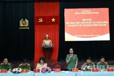 Công an TPHCM đối thoại về giải quyết thủ tục hành chính với người dân, doanh nghiệp