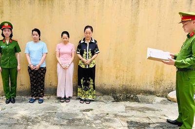 Đường dây buôn lậu hơn 30.000 viên kim cương: Khởi tố nhiều chủ tiệm vàng ở TP.HCM
