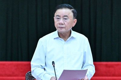 Đẩy mạnh sắp xếp các đơn vị sự nghiệp công lập và trường học tại các địa phương